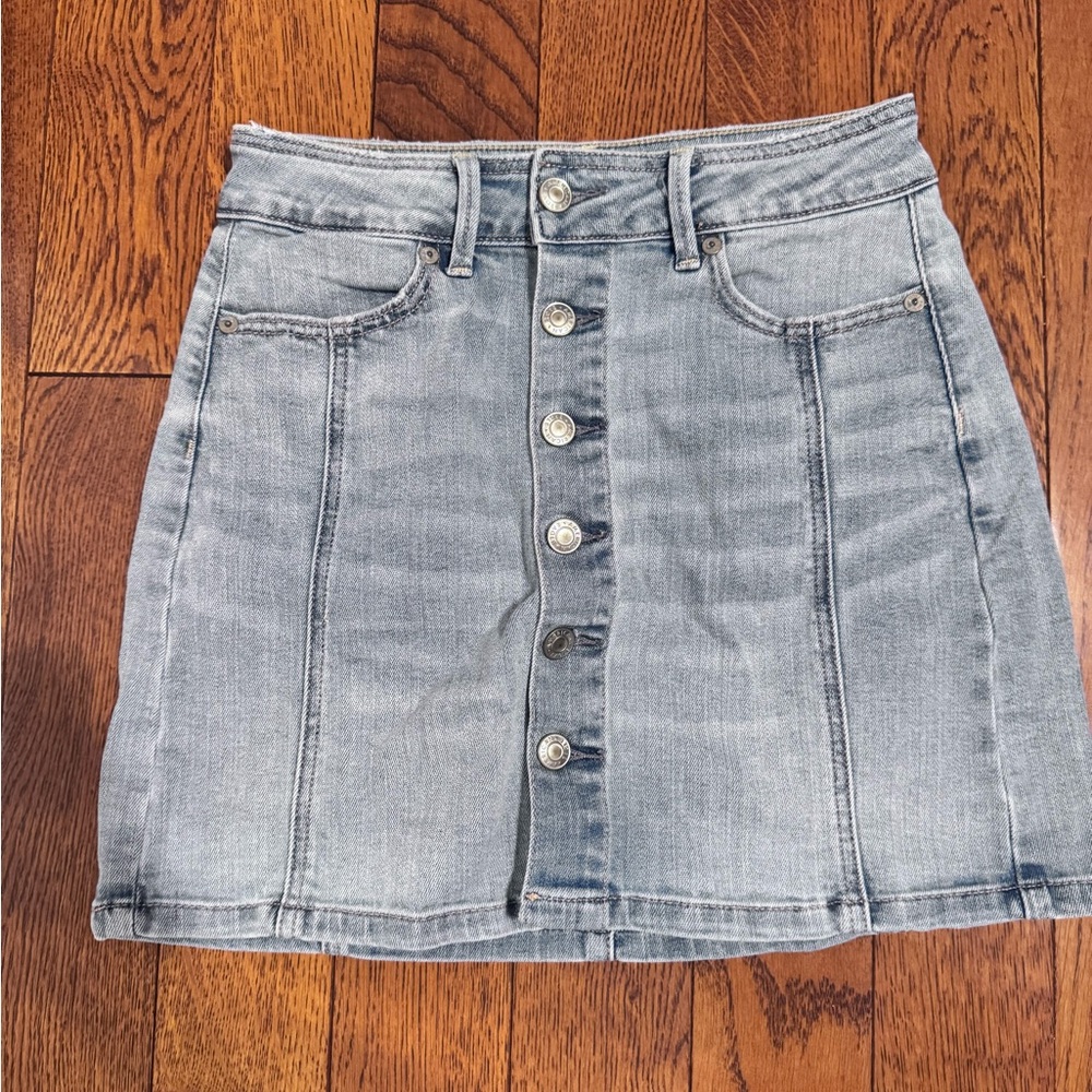 American Eagle Outfitters Light Blue Button-Front Denim Pencil Skirt